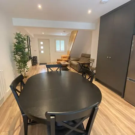 Apt 3 Silver Spruce - Town Free Parking Cill Airne