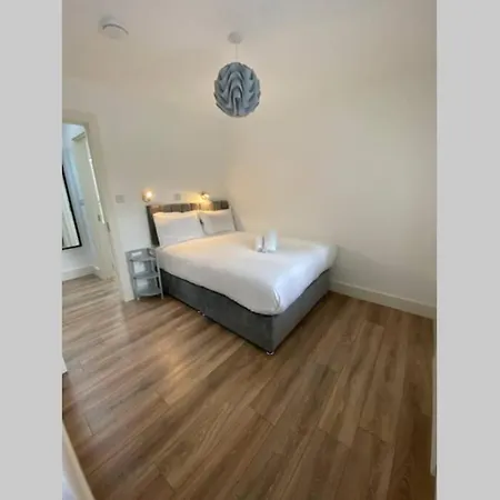 Apartman Apt 3 Silver Spruce - Town Free Parking